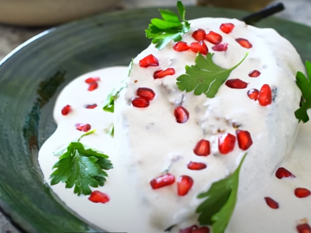Chiles en nogada